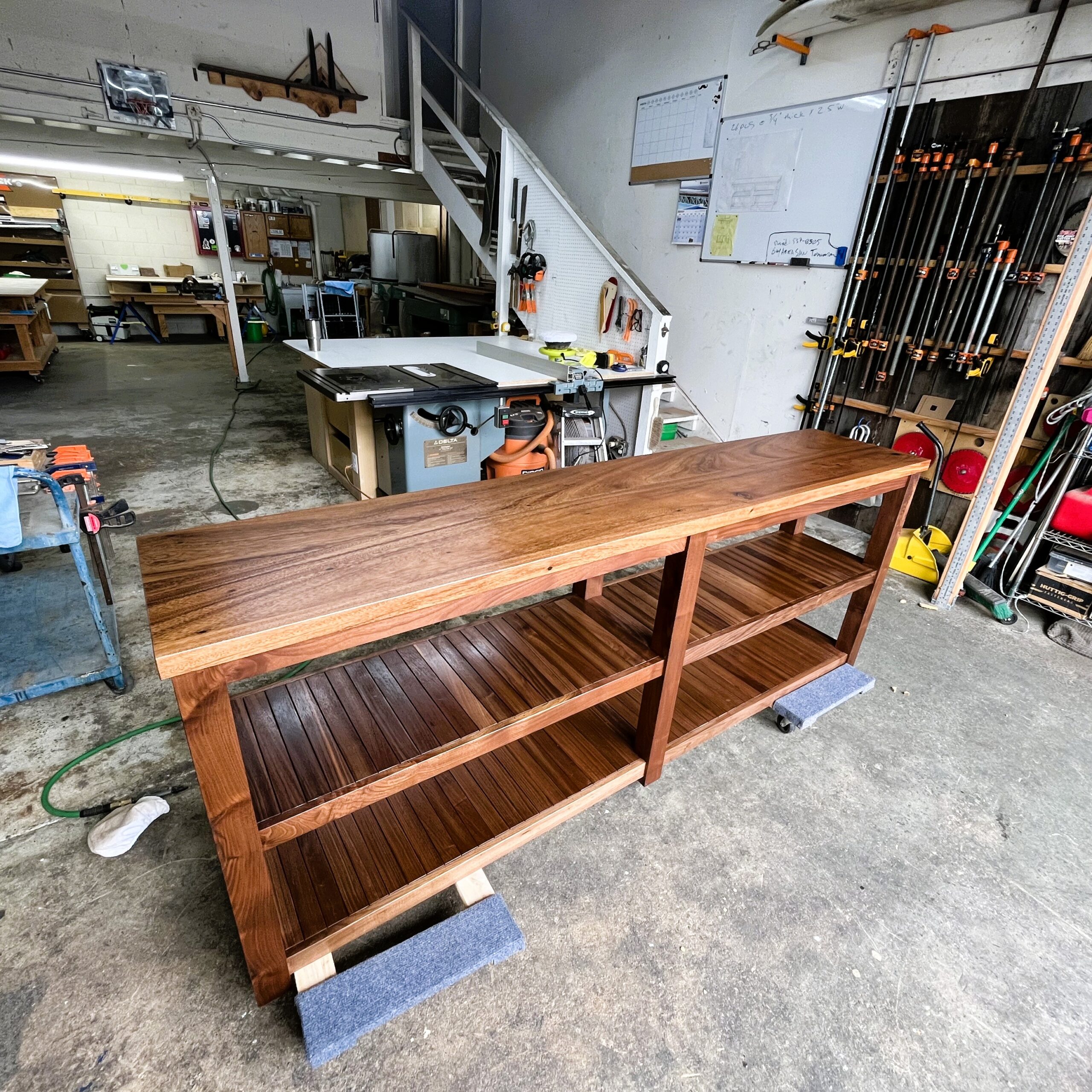 custom-furniture-cabinets-quality-carpentry